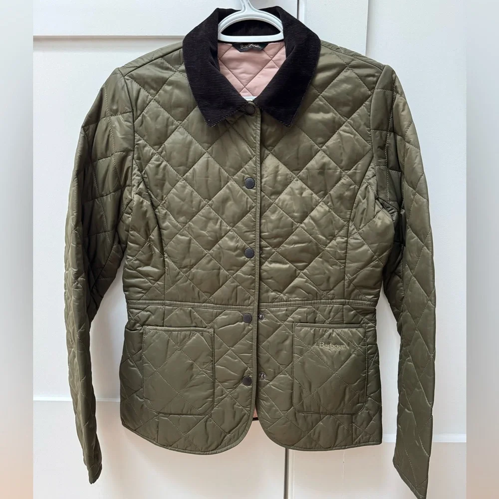 Barbour women’s quilted jacket - XS - Picture 2 of 6